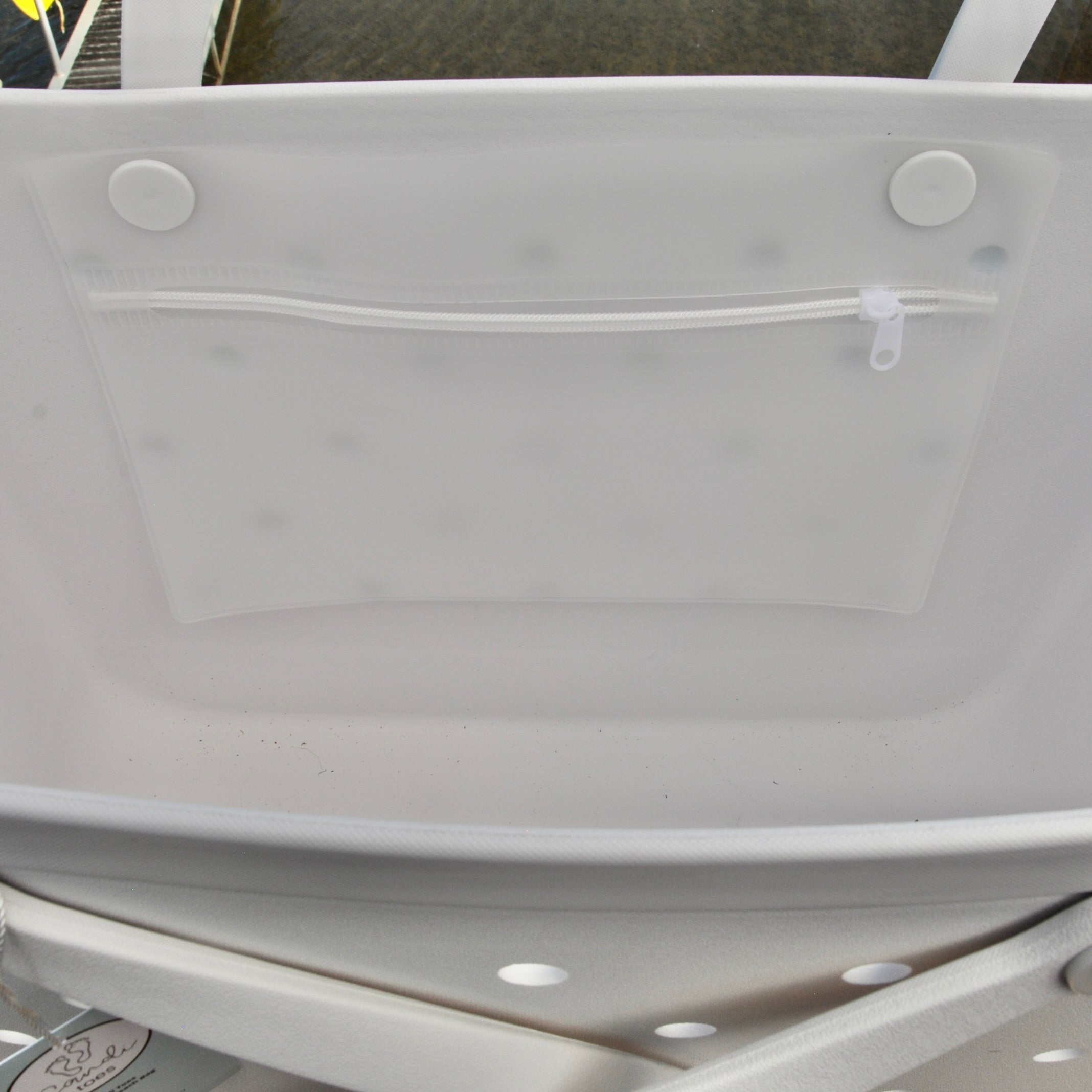 "White Haven Eva Silicone bag showing the insert with zipper"